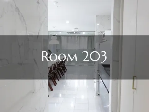 THE ROOT2 HOTEL